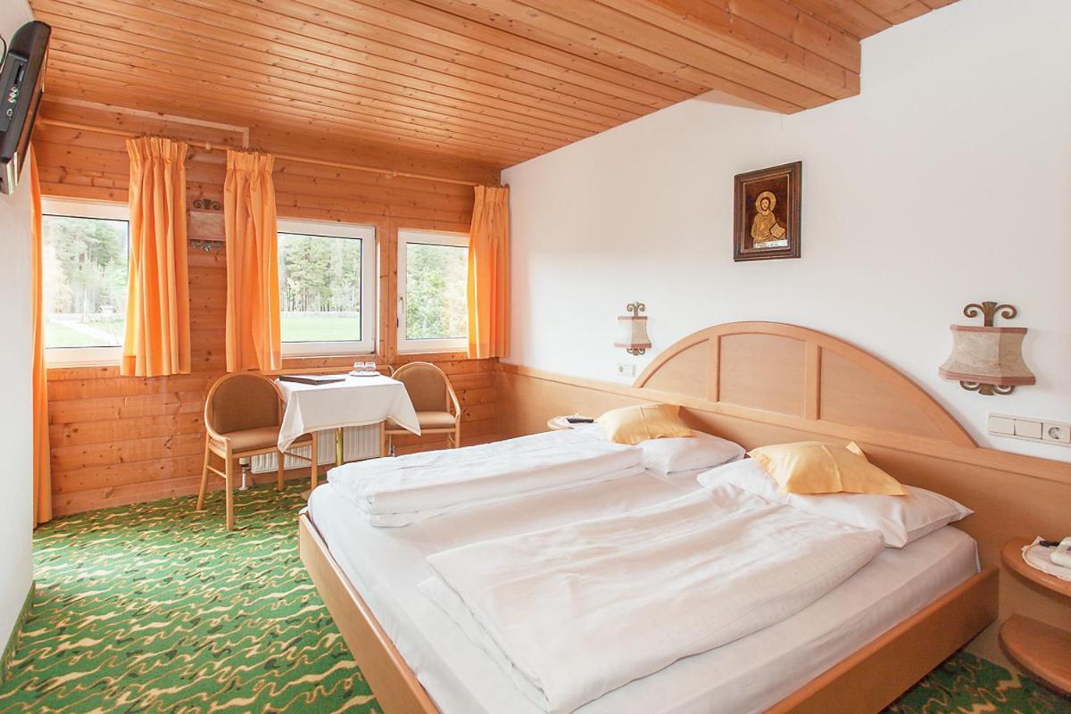 Hotel Lichtenstern Soprabolzano Luaran gambar